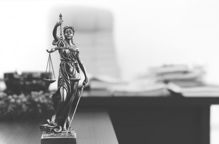 How to Get a Job as a Local Government Lawyer