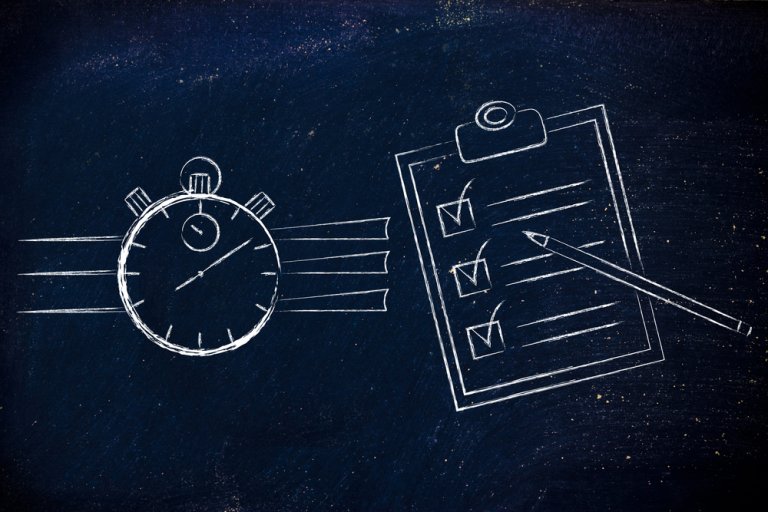 A chalk drawing on a dark background shows a stopwatch on the left and a clipboard with a checklist and pencil on the right. The stopwatch and checklist symbolize efficient time management and successful task completion.